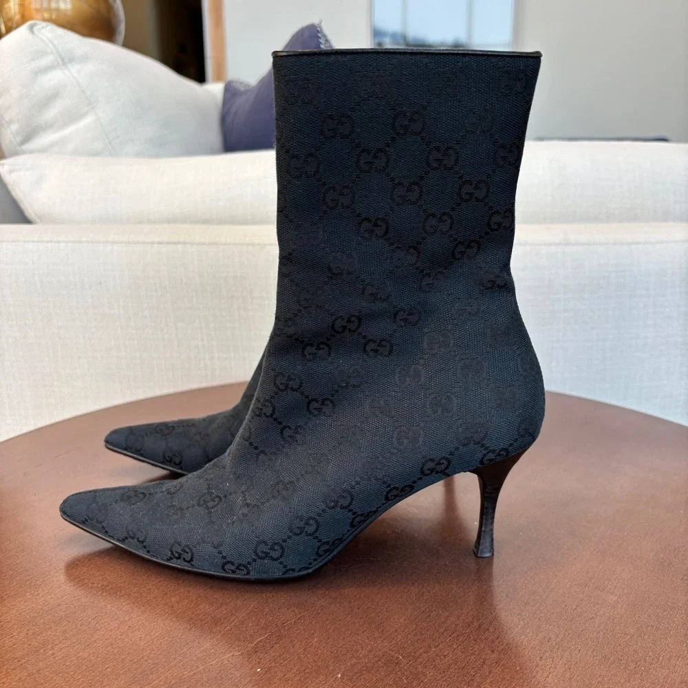 Authentic Vintage Gucci GG Monogram Canvas Pointed Toe Ankle Boots, Size 37. 1/2 - Picture 3 of 13